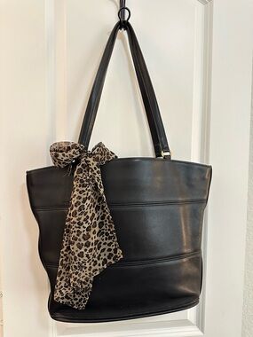 Vintage 1997 Coach Black Leather Tribeca Shopper Tote Bucket Bag